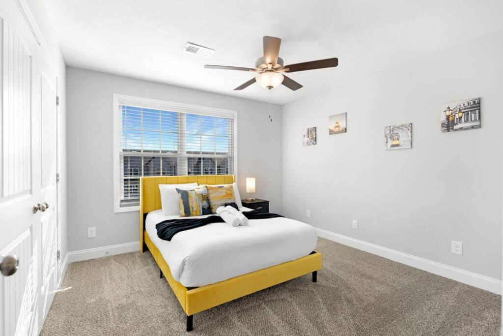 Make Lemonade In Luxury W King Bed And Free Parking Plus 40 Minutes To Nashville Clarksville Buitenkant foto